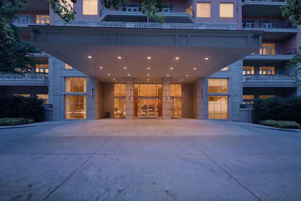 Plaza At Turtle Creek - Residential