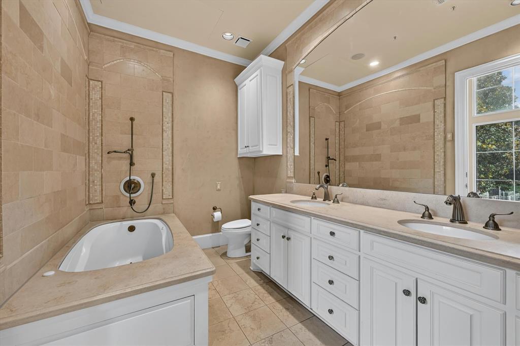 Plaza At Turtle Creek - Residential