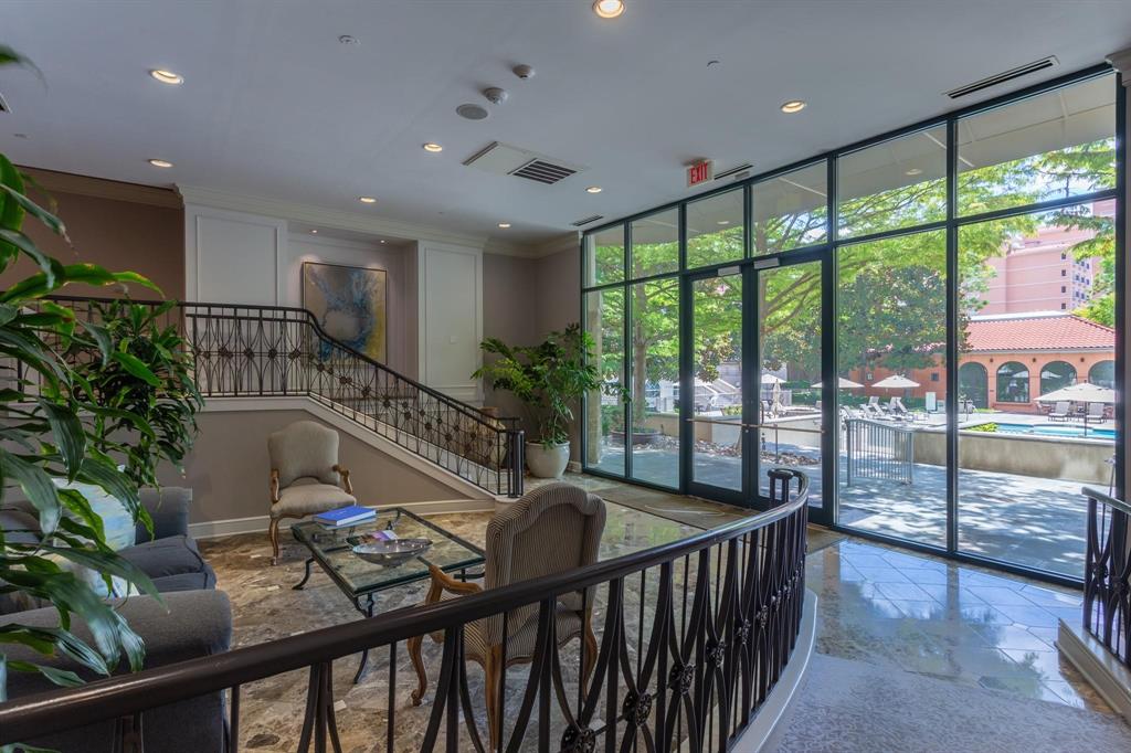 Plaza At Turtle Creek - Residential