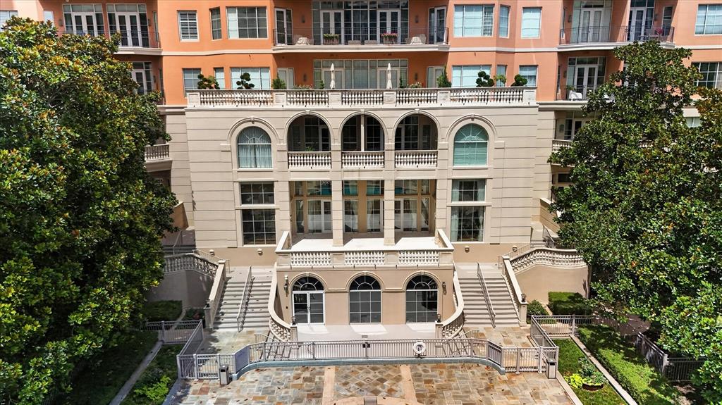 Plaza At Turtle Creek - Residential