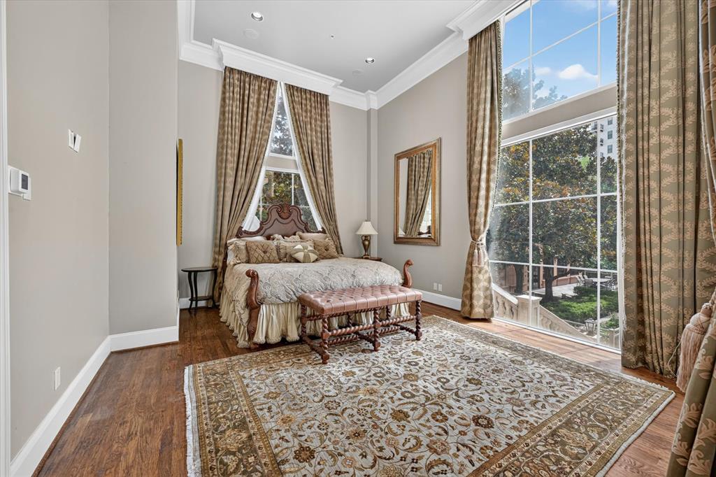 Plaza At Turtle Creek - Residential