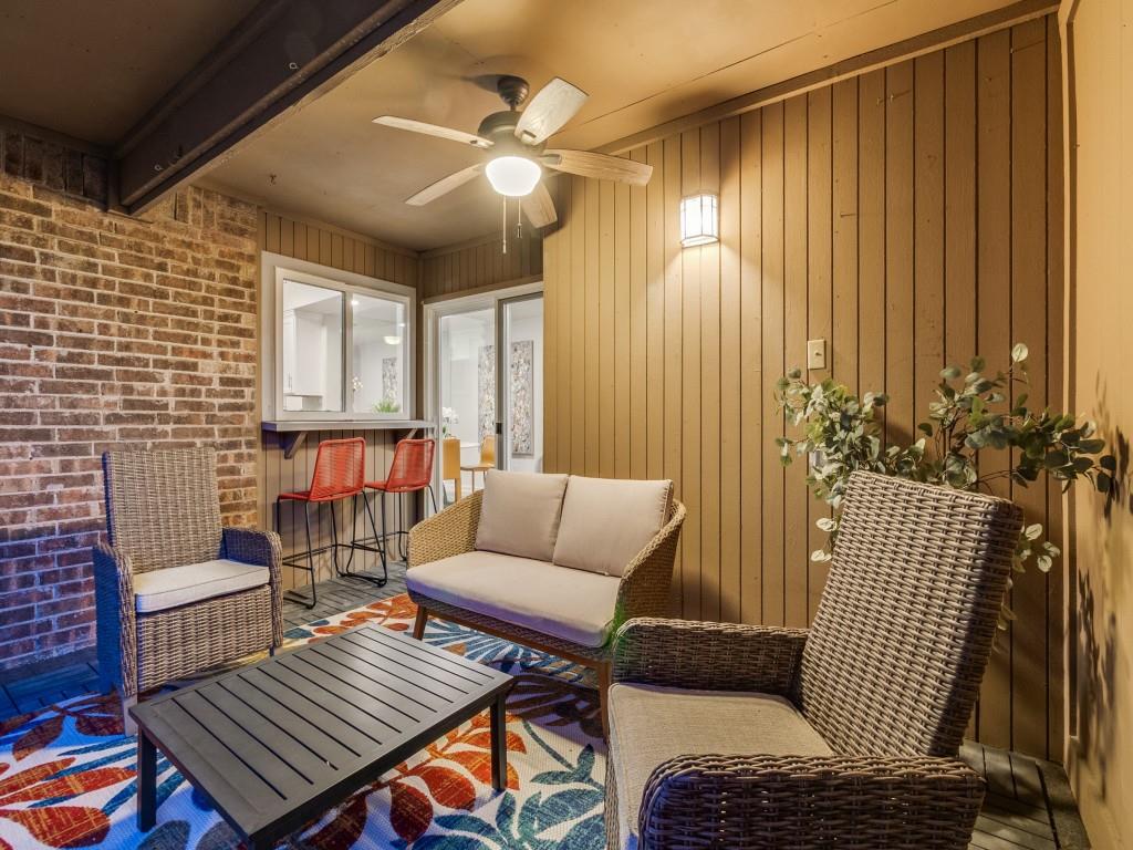 Arrangement Condominium - Residential