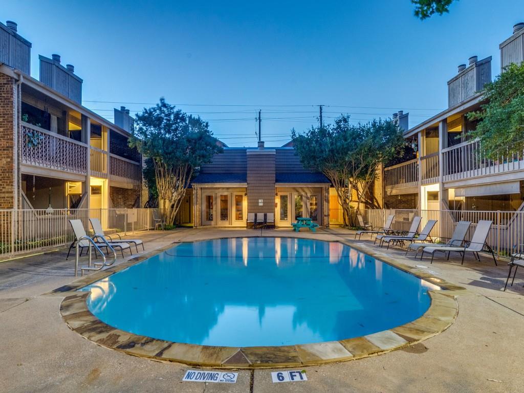 Arrangement Condominium - Residential