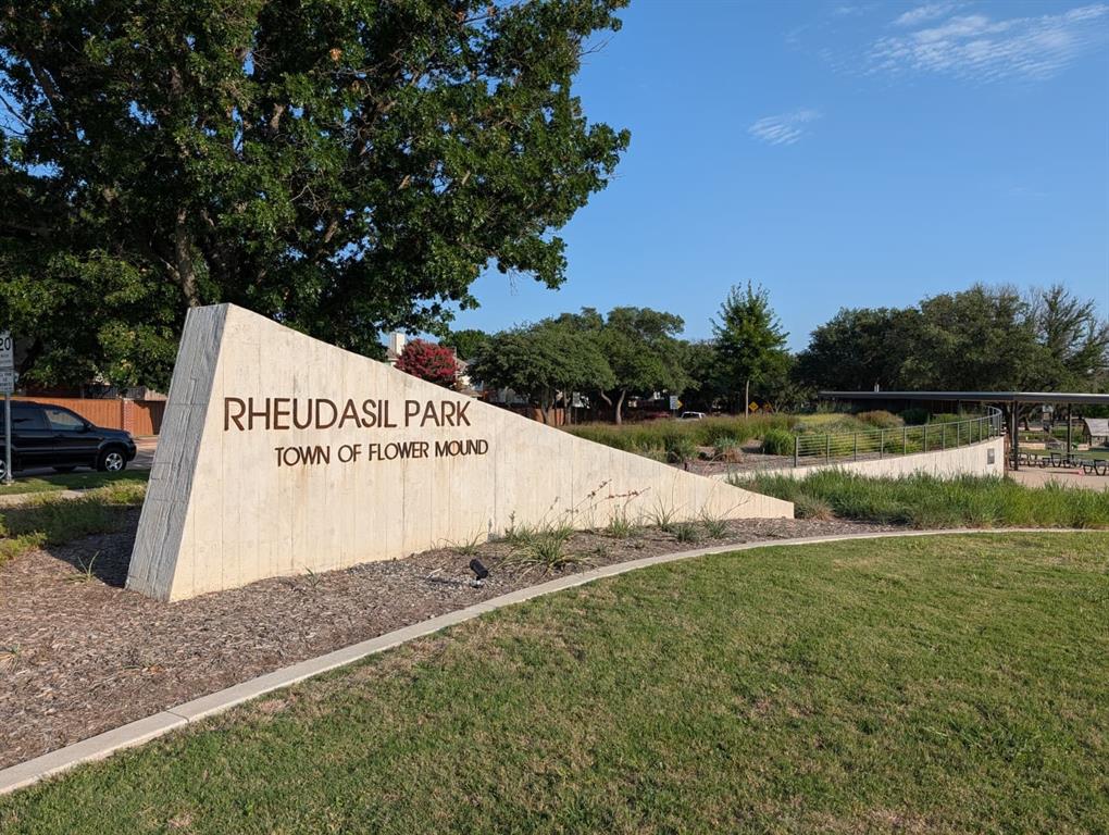 Lake Forest Garden - Residential