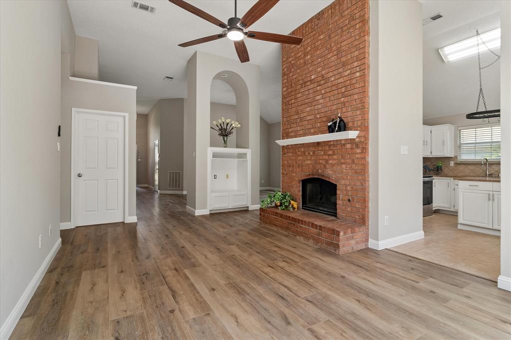 Lake Forest Garden - Residential
