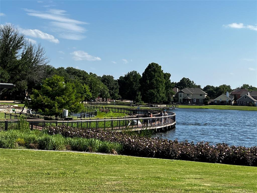 Lake Forest Garden - Residential