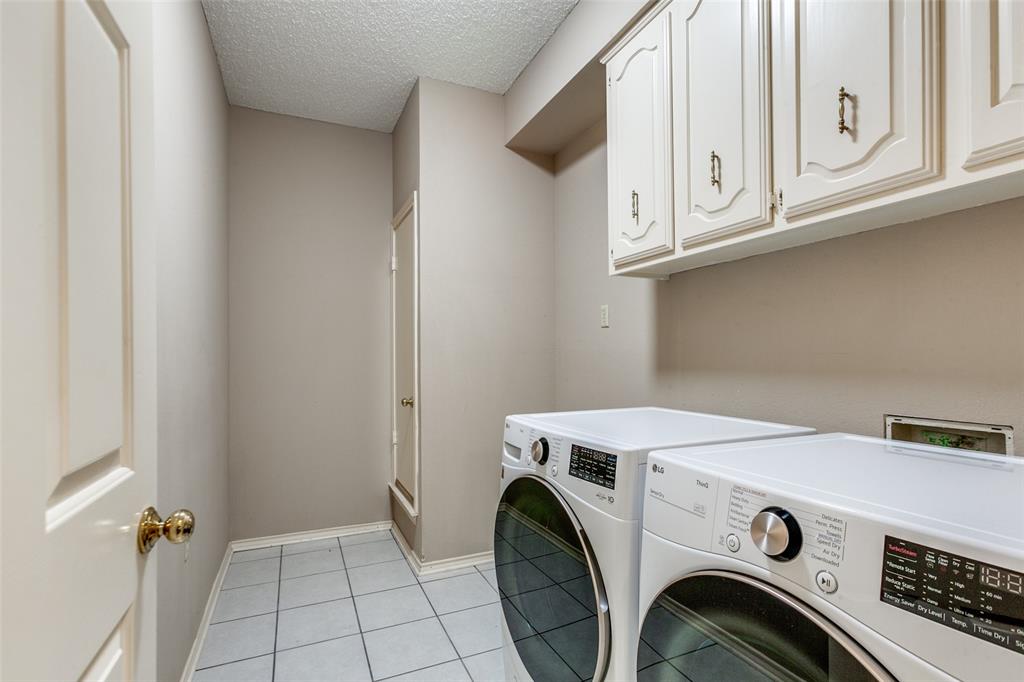 Oakridge  08 - Residential Lease