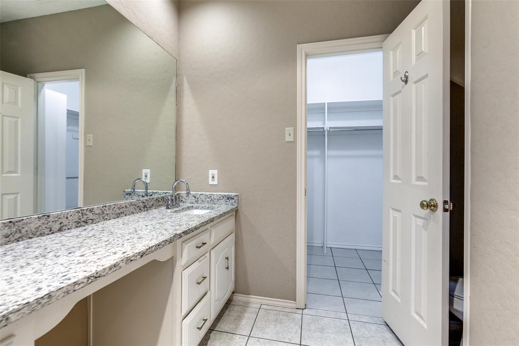 Oakridge  08 - Residential Lease