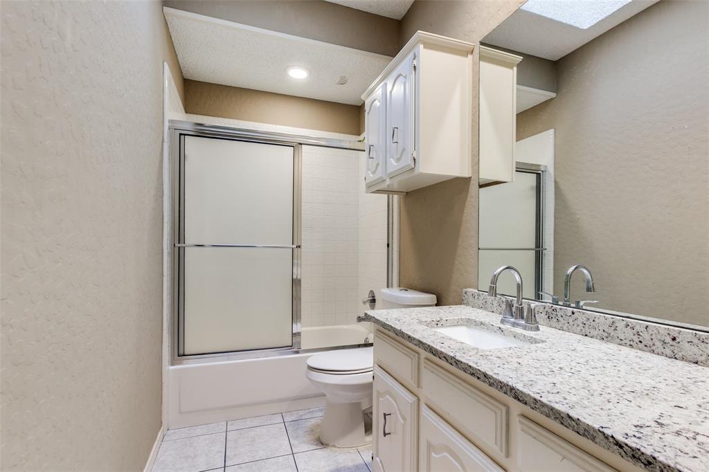 Oakridge  08 - Residential Lease