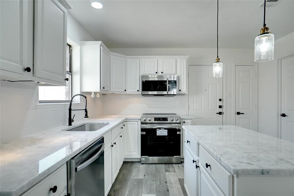 Foster Village Add - Residential