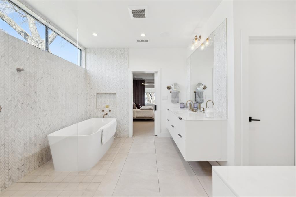 Wilshire Heights 03 - Residential