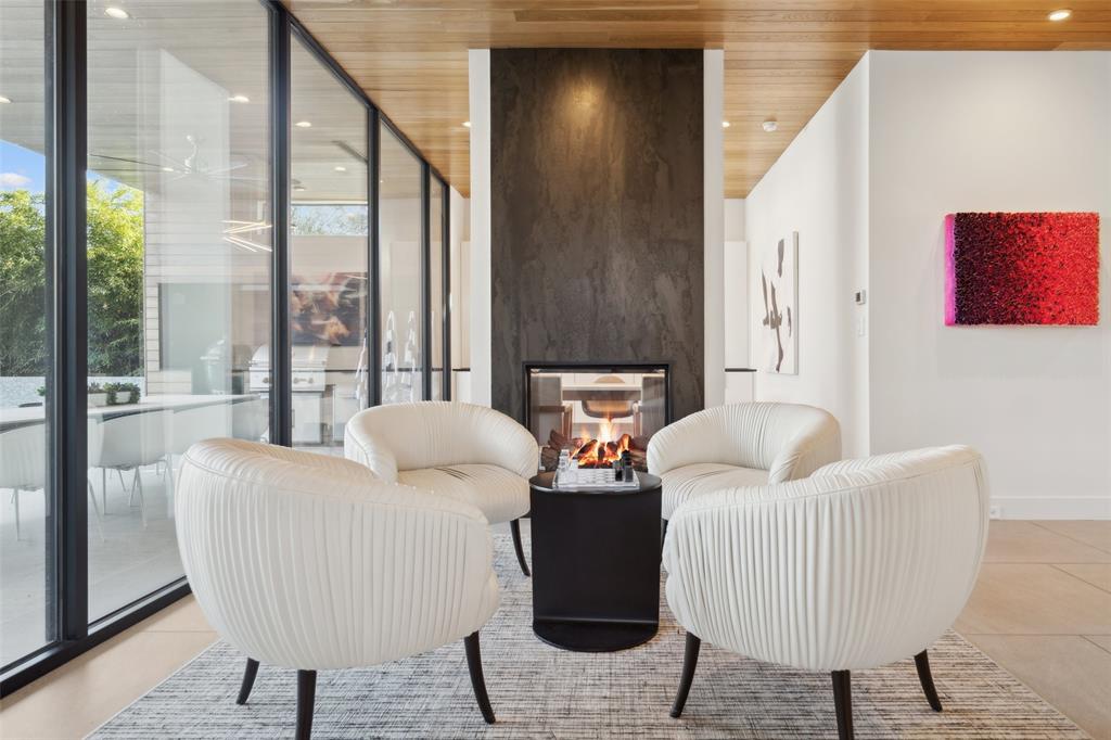 Wilshire Heights 03 - Residential