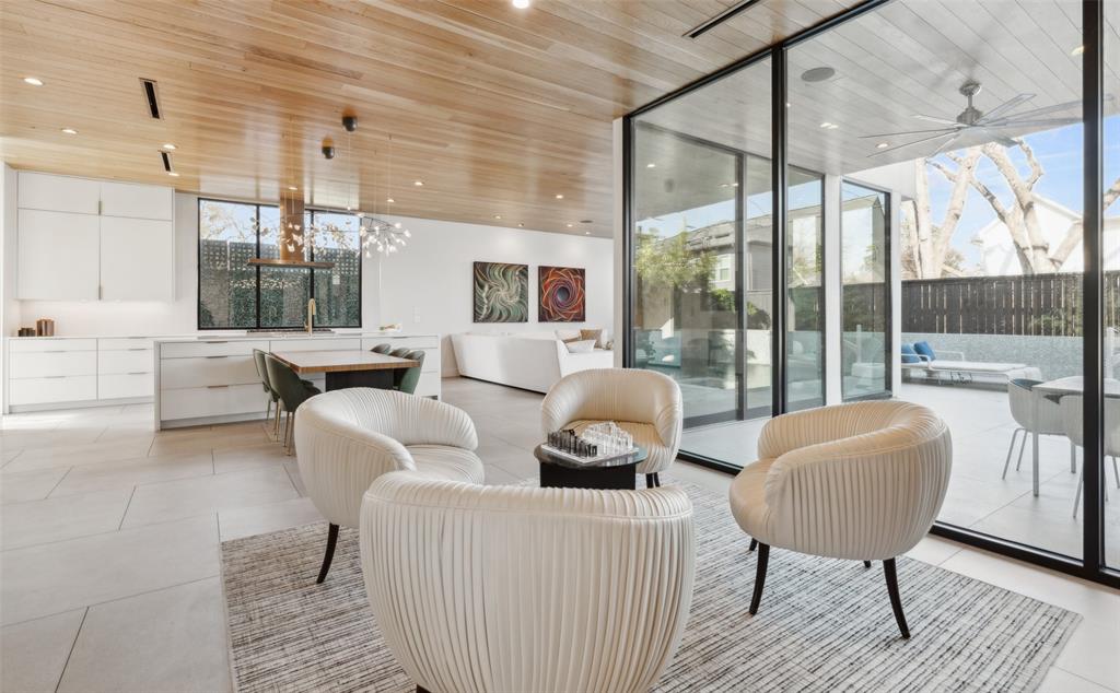 Wilshire Heights 03 - Residential