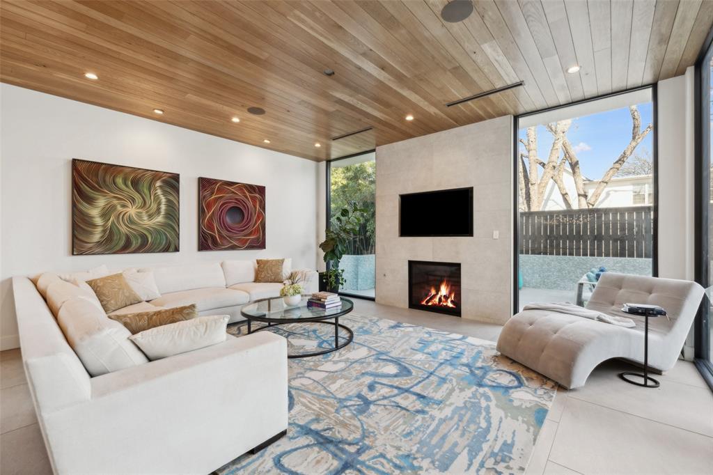 Wilshire Heights 03 - Residential