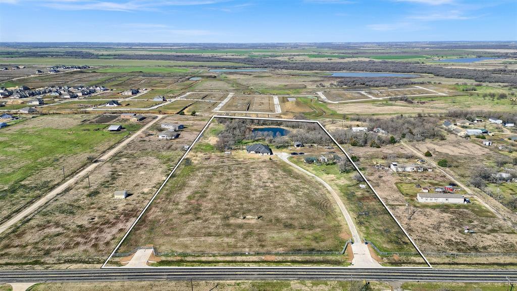 J R 517 Acre Surv Abs #735 - Land
