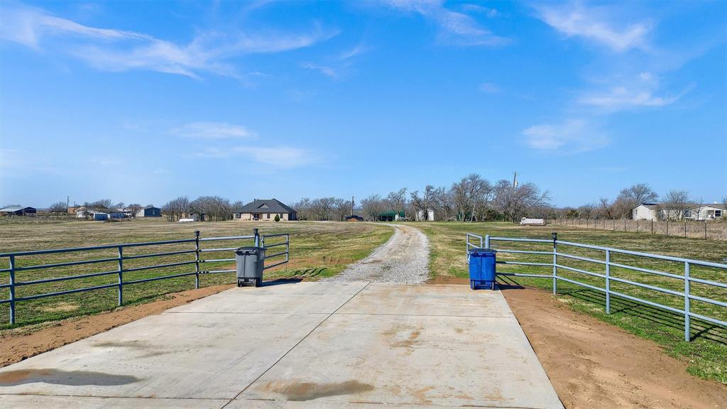 J R 517 Acre Surv Abs #735 - Land