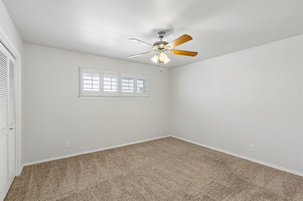 6040 Place Condos - Residential