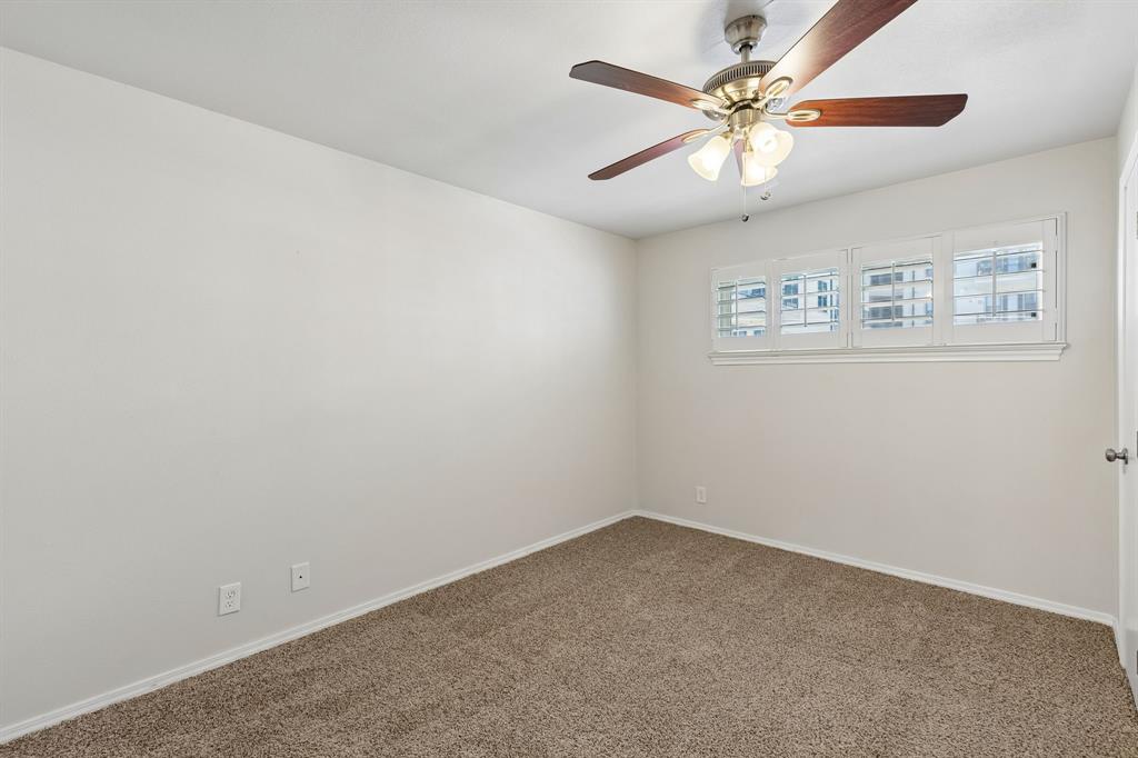 6040 Place Condos - Residential