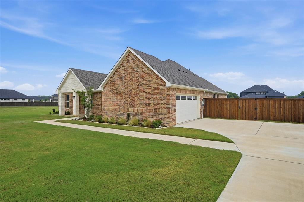 Lake Country Xing Ph 1 - Residential