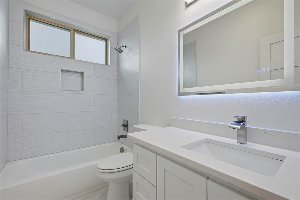 Lake Country Xing Ph 1 - Residential