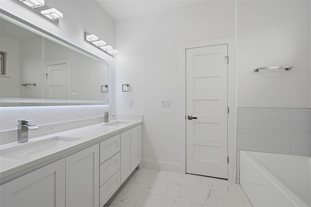 Lake Country Xing Ph 1 - Residential
