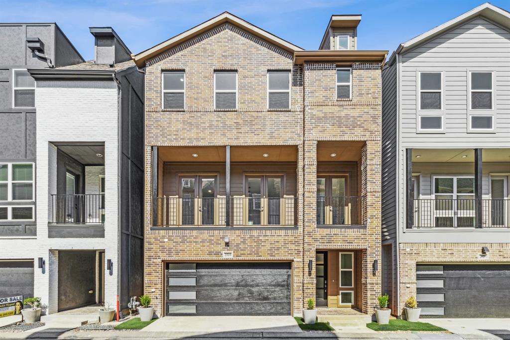 ** $10k Towards Closing Costs on Select Homes for a Limited Time Only When Using MCI Mortgage ** Brand New Construction by Megatel Homes! SoHo Square, located in the vibrant Trinity Groves area of Dallas, offers a one-of-a-kind living experience with the perfect combination of location and luxury. Residents enjoy access to a world-class amenity center, featuring a resort-style pool, fitness center, game room with kitchen setup, bowling alley, and a variety of games like pool, golf simulator, shuffleboard, and ping pong. Select units offer stunning rooftop views of Downtown Dallas, and all homes include private backyards with low-maintenance artificial turf. Move In Ready & Never Occupied! Megatel Homes Brooklyn plan features 3 bedrooms, 2 full baths, 1 half bath, a covered patio, and a 2-car garage. This floorplan welcomes you with a grand entrance of 20-foot ceilings & expansive covered patio open to your backyard, perfect for entertaining! In addition to posh interior finishes and spacious open concept, our Soho Square Community delivers your dream home, plus the lifestyle to match.