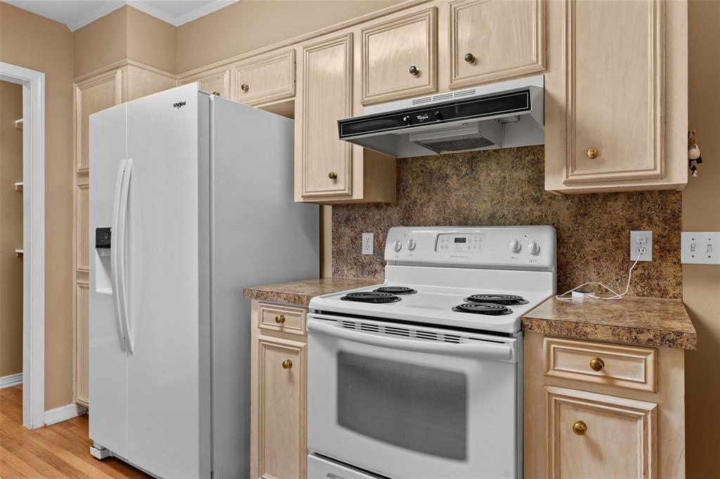 T.17N.,R.16W. - Residential