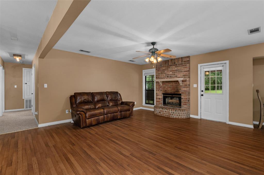 T.17N.,R.16W. - Residential