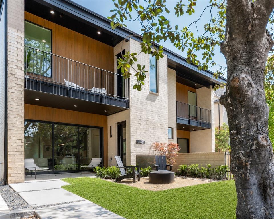 NTERURBAN HILLS - Residential