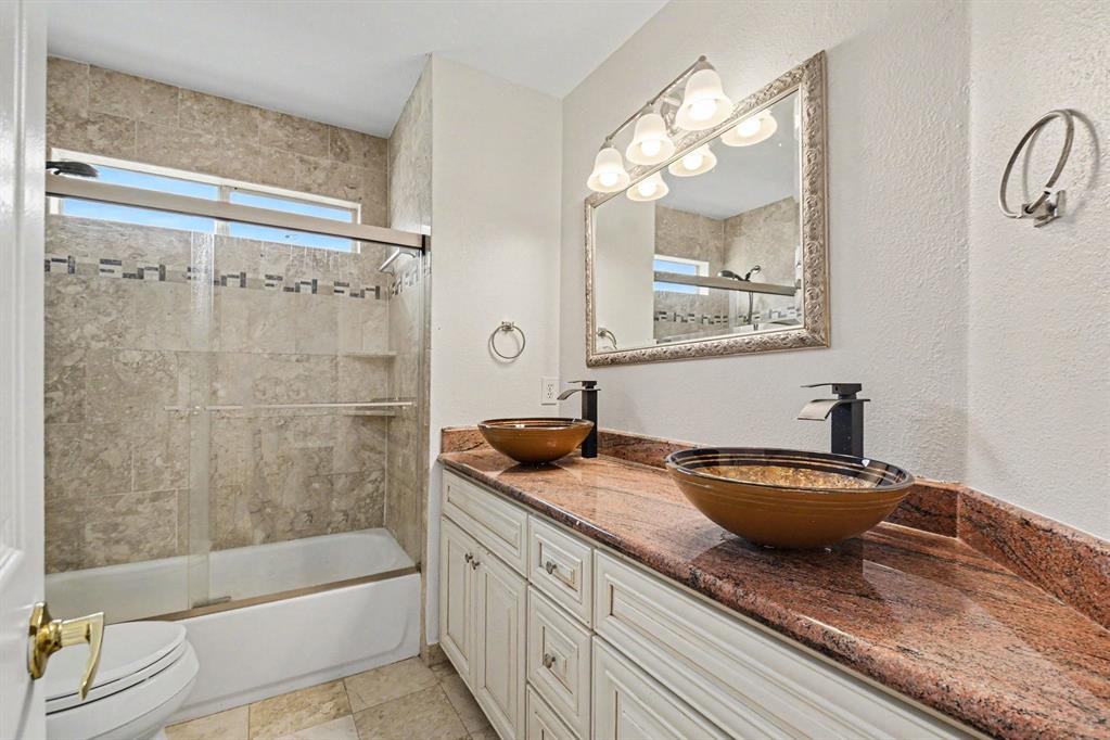 Hunters Glen Twelve - Residential