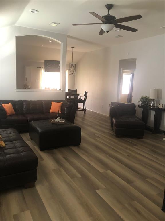 Villages Of Carmel Ph III - Residential Lease