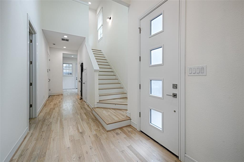 Munger Place - Residential