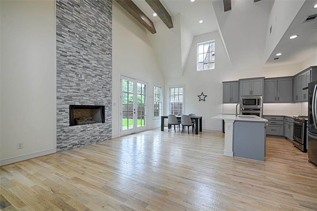 Munger Place - Residential