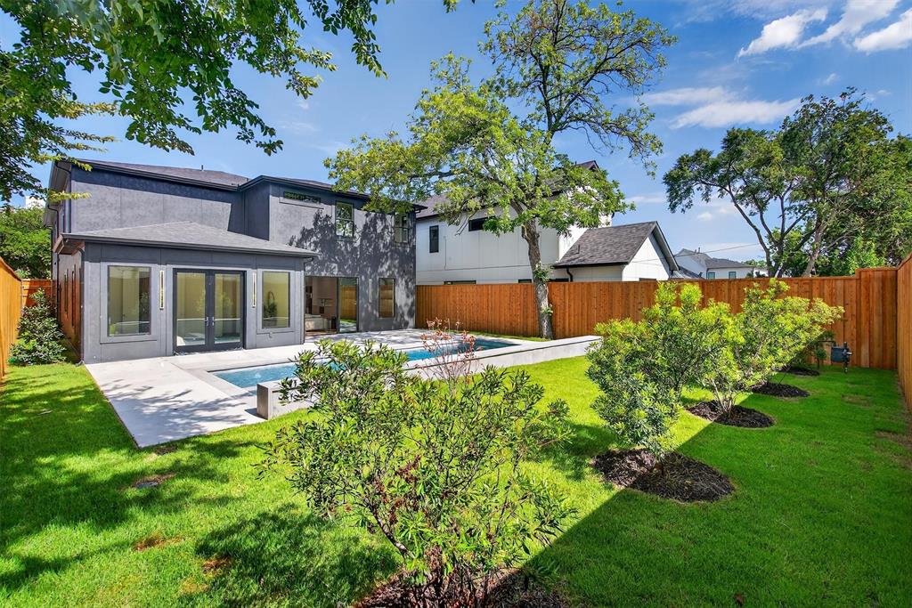 Lovers Lane Heights - Residential