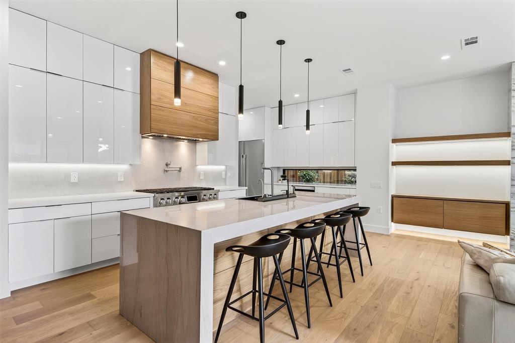 Lovers Lane Heights - Residential