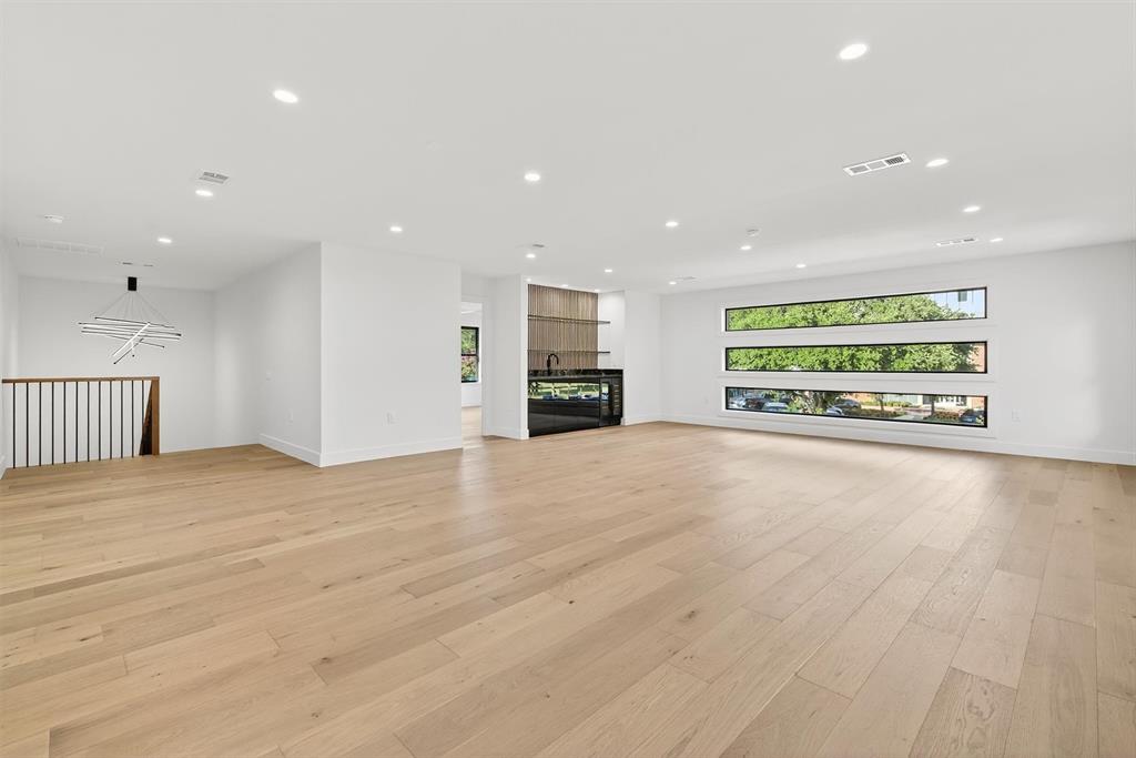 Lovers Lane Heights - Residential