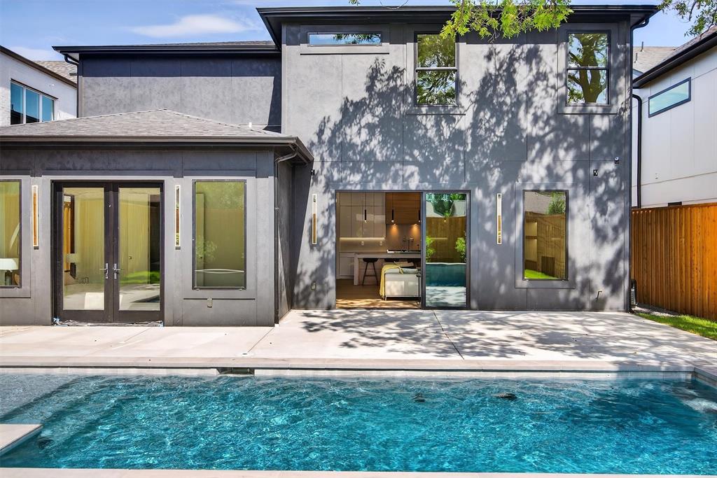 Lovers Lane Heights - Residential
