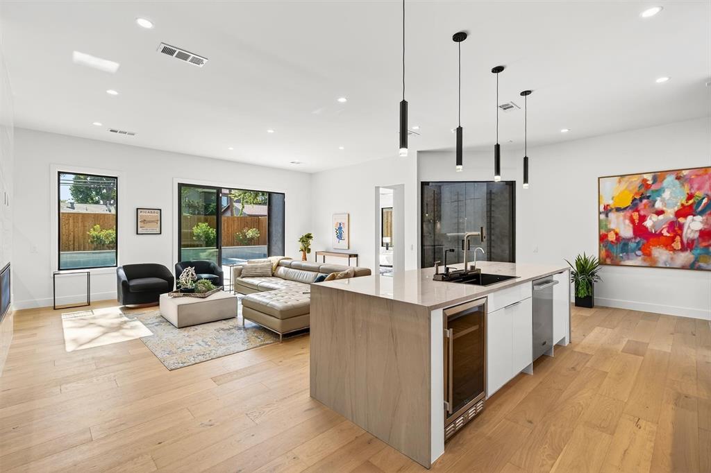 Lovers Lane Heights - Residential
