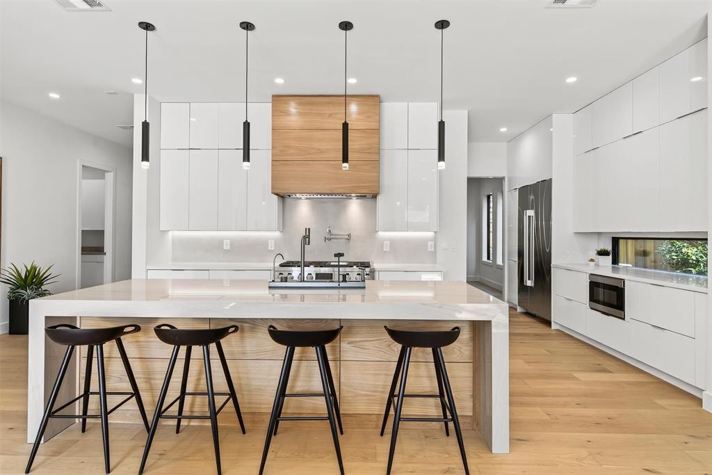 Lovers Lane Heights - Residential