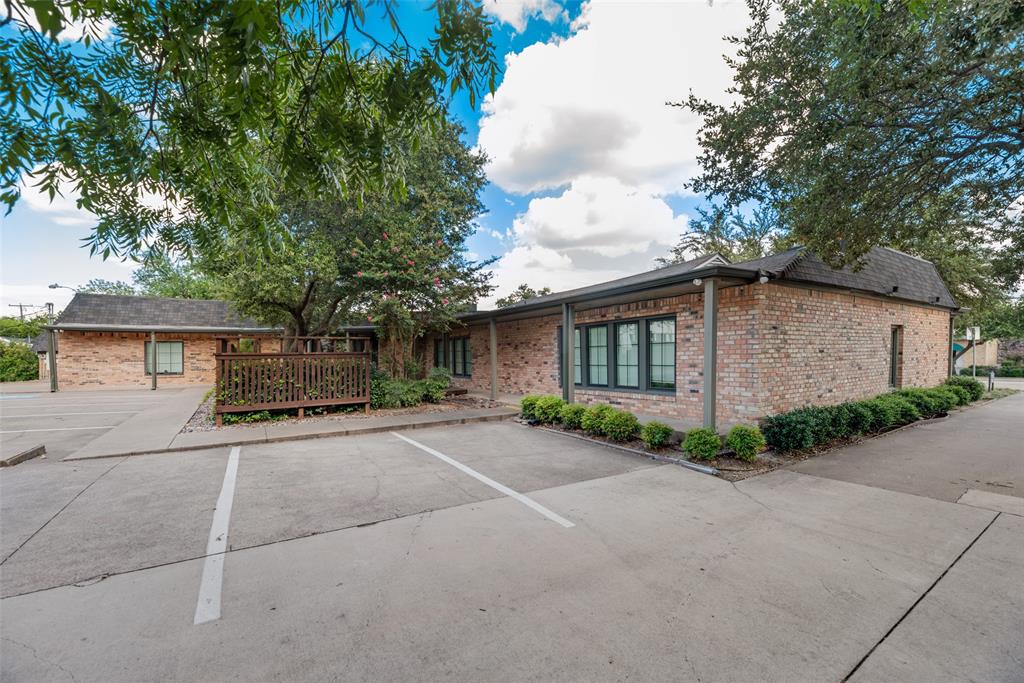 Dalworth Park - Commercial Sale