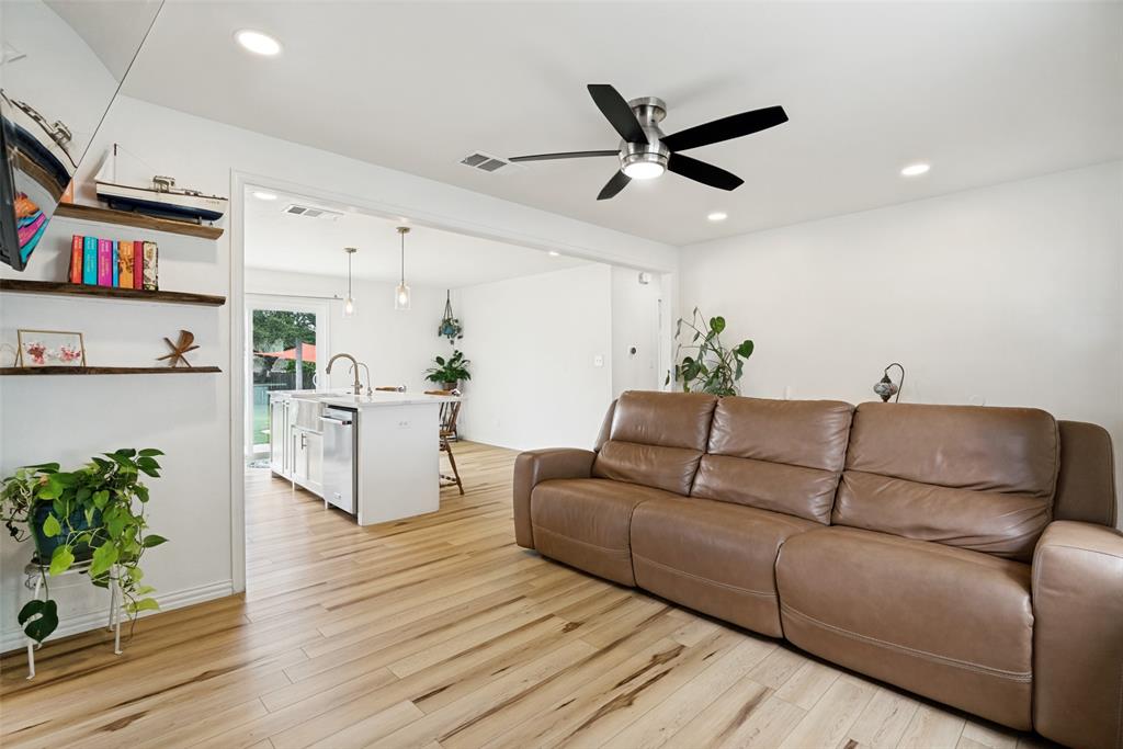 Couts - Residential