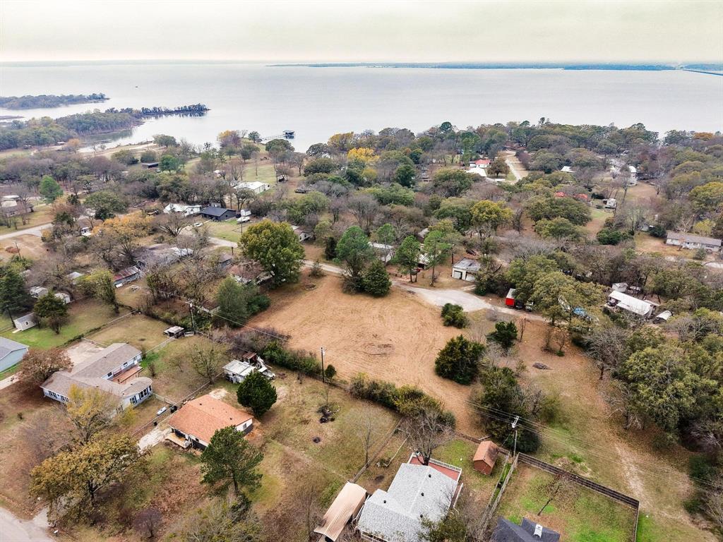 Whispering Oaks - Land