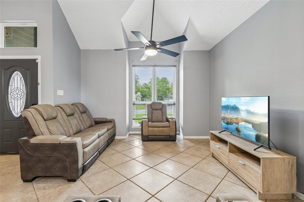 Turf Club Estates Add - Residential