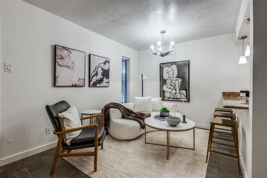 Oak Lawn - Residential