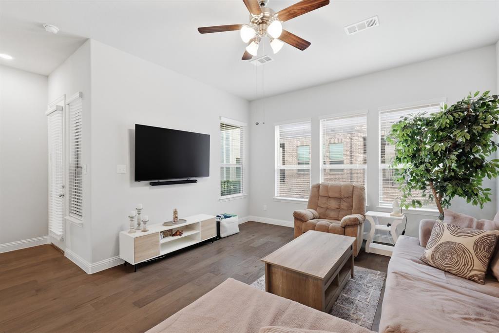 Lakeshore Terrace - Residential