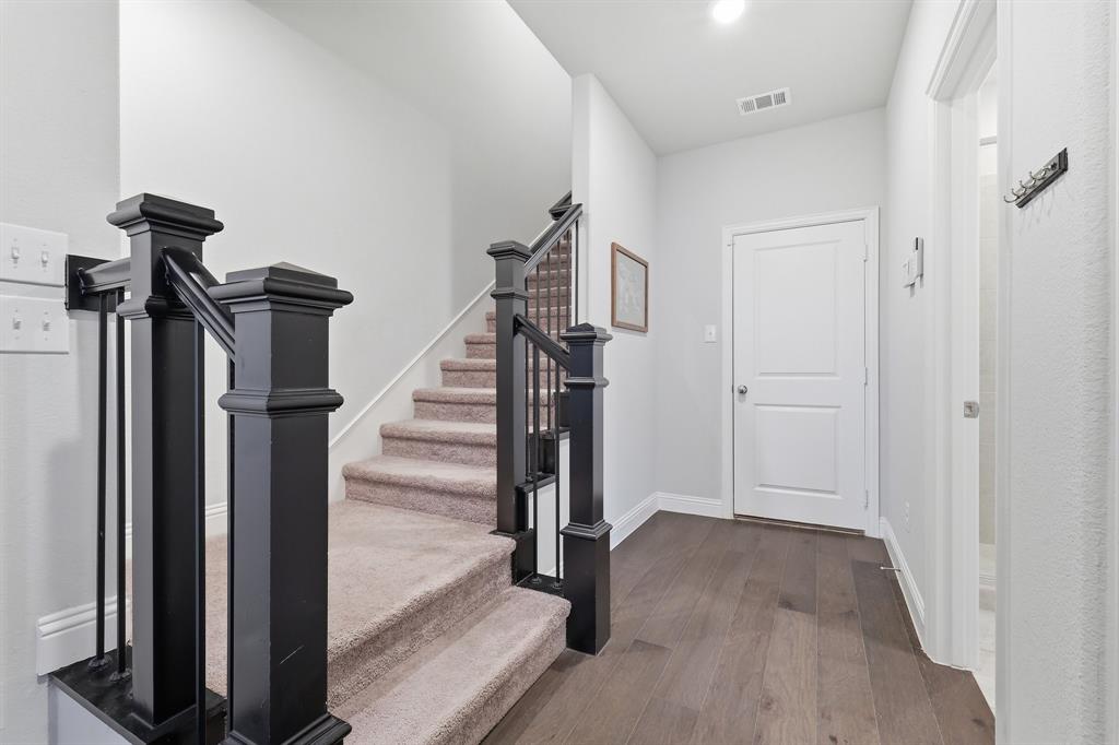 Lakeshore Terrace - Residential