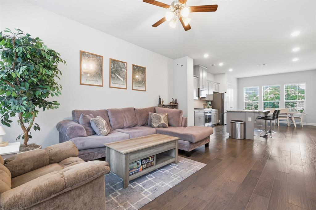 Lakeshore Terrace - Residential