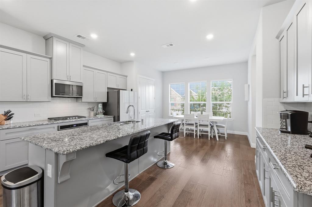 Lakeshore Terrace - Residential