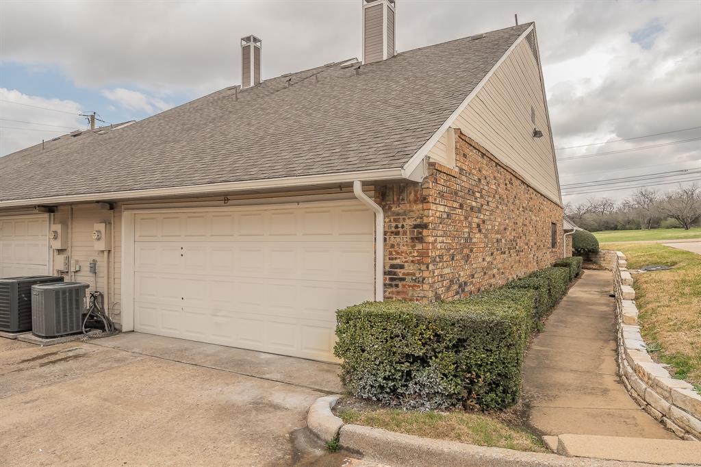 Keller Spgs Townhome 2800 - Residential