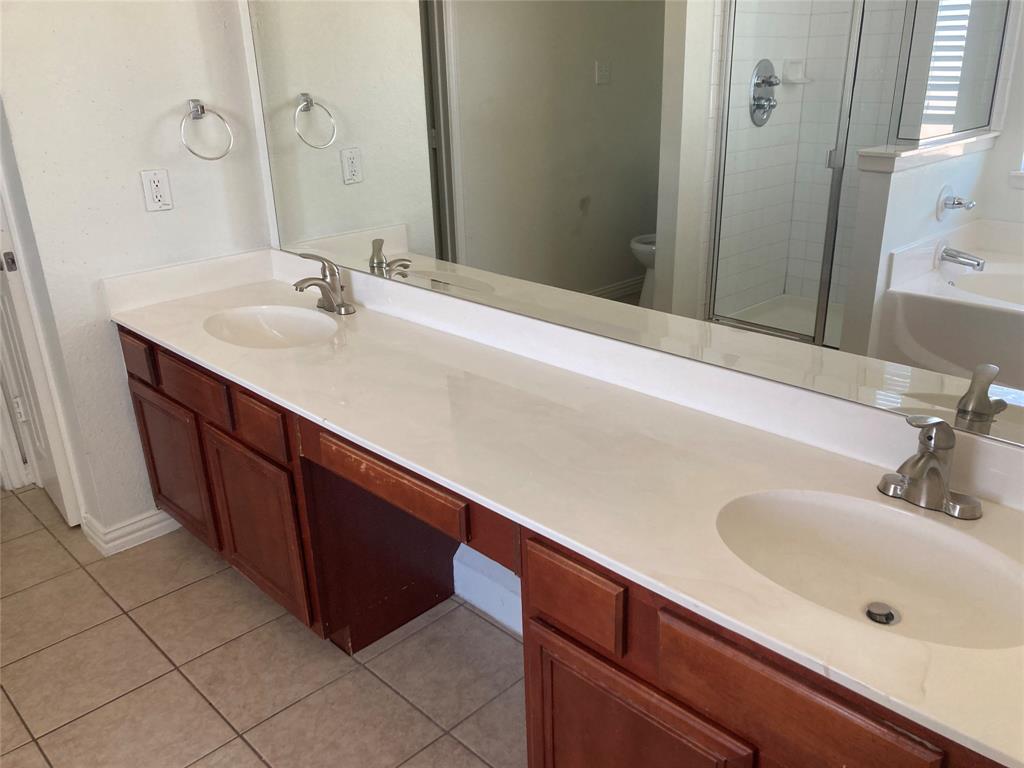 Lyons Crest Estates - Residential
